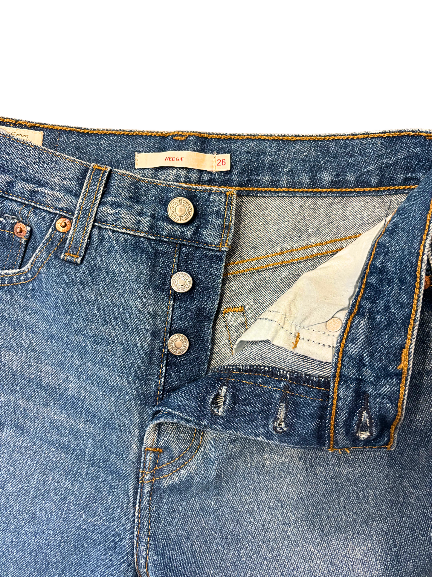 Levi's Distressed Wedgie Jeans (26)