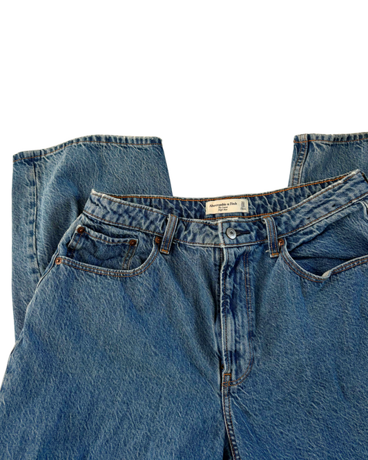 Abercrombie High Loose Jeans (31 - Curve Love)